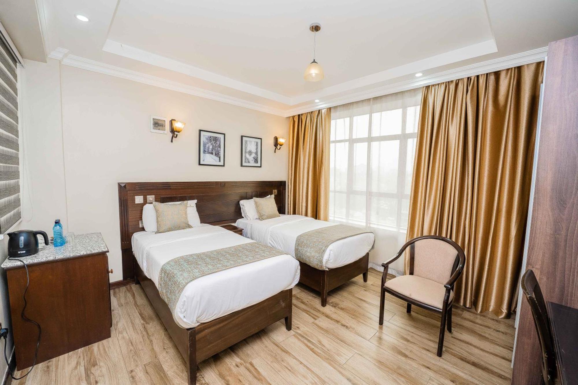 Hemak Suites Hotel Найроби Экстерьер фото